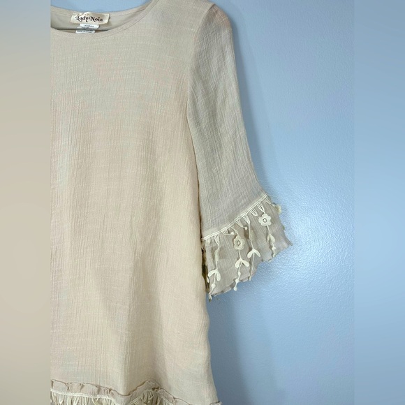 Elegant Cream Lace Trim Women's Dress Size Small - Picture 3 of 11